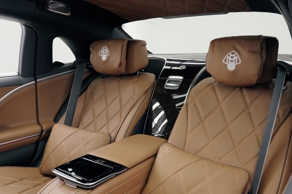 Mercedes-Maybach V12 Edition: с добавлением золота