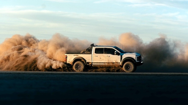 Новый Ford Shelby F-250 Super Baja: «летающий» дизельный гигант