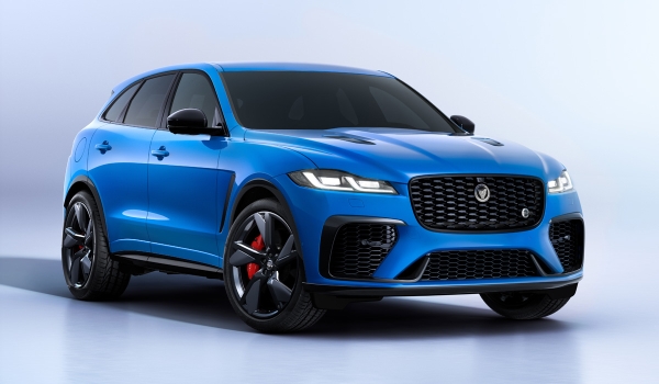 Jaguar F-Pace уходит, а марка прощается с ДВС