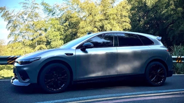 В Китае показан паркетник Leapmotor A10 и хот-хэтч Lafa 5 Ultra