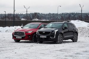 Премиум на посошок: Cadillac XT5 против Infiniti QX55