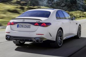 Mercedes-AMG E53 Hybrid 4Matic+ 2024: гибридная AMG-версия нового E-класса W214 (в кузове седан и универсал)