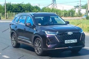 XCITE X-Cross 8 выходит на рынок: перелицованный Chery Tiggo 8 Pro скоро появится в продаже. Предварительные цены и все подробности