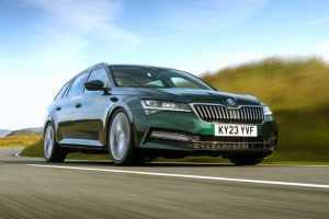 Волк в овечьей шкуре: представлен 477-сильный универсал Skoda Superb 4×4 Sleeper Edition