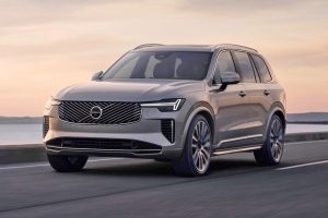 Volvo XC90 остался в строю: второй рестайлинг