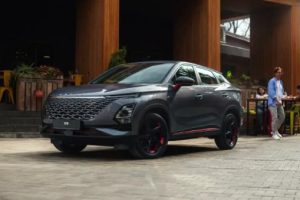 Omoda C5 2024: рестайлинг появится в России уже в октябре. Первое фото, подробности и цены