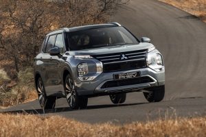 Кроссовер Mitsubishi Outlander вернулся в Европу с обновками