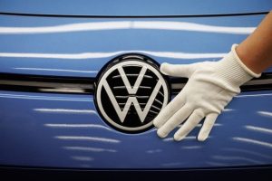 Volkswagen заявил о сокращении 35 тысяч работников в Германии