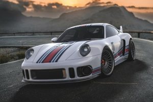 Суперкар Rezvani RR1: современный Porsche 911 в стиле ретро