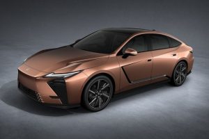 Дебютировал большой седан Lexus ES нового поколения