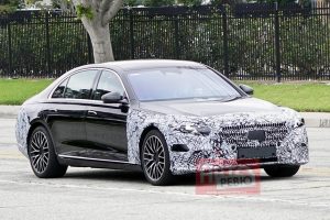 Обновленный Mercedes-Benz S-класса покроется звездочками