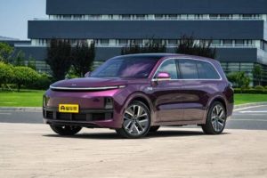Lixiang официально в России: все цены на кроссоверы Li Auto (L6, L7 и L9). Старт продаж у дилеров