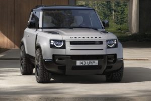 Land Rover Defender подвергся легким доработкам