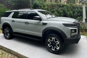 JAC JS9 2025: большой рамный внедорожник на базе пикапа JAC T9. В России у него будет близнец под маркой Sollers