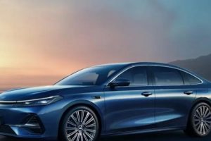 Geely Galaxy A7 EM-i: новый гибридный седан с запасом хода 2100 км! Конкурент Toyota Camry. Предварительные цены и фото