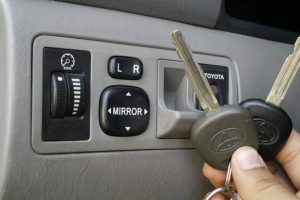 Прописываем новый ключ в память иммобилайзера авто сами