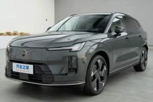 Volvo XC70 2025: теперь это гибридный кроссовер ориентированный на рынок Китая. Фото, характеристики и предварительные цены