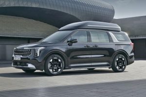 Представлен обновленный Kia Carnival Hi Limousine