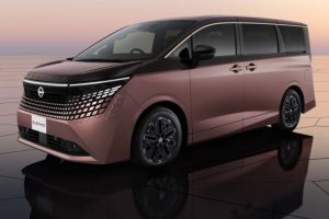 Показан минивэн Nissan Elgrand четвертого поколения