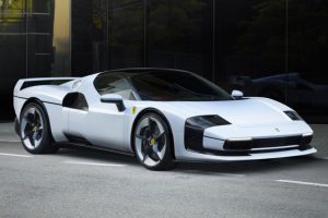 Уникальное купе Ferrari SC40 создано в честь легендарного F40