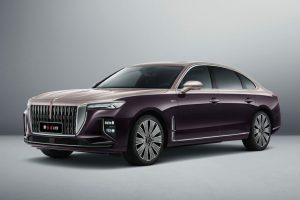 Седан Hongqi H9 в России: рестайлинг, V6 и полный привод