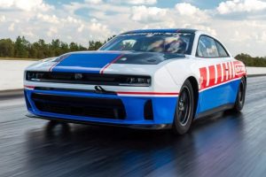 Новый Dodge Charger обрел двигатель V8