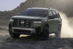 Кроссовер Honda Pilot обновился снаружи и внутри