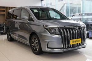 JAC RF8: премиальный минивэн выходит на российский рынок (близнец Sollers SP7). Предварительные цены, фото и характеристики