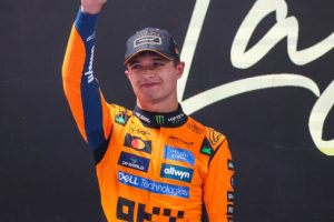 Пилот «Макларена» Норрис выиграл квалификацию Гран‑при Лас‑Вегаса, Ферстаппен — второй