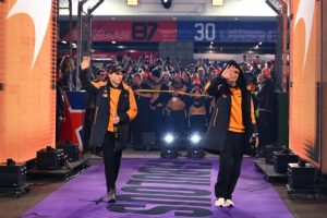 Пилоты «Макларена» Норрис и Пиастри дисквалифицированы по итогам Гран‑при Лас‑Вегаса «Формулы‑1»