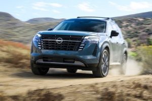 Nissan Pathfinder для США подготовился к новому модельному году