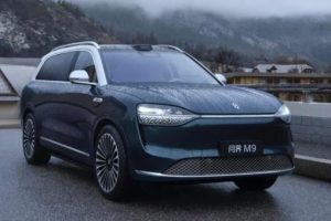 Утильсбор на последовательные гибриды после 1 декабря 2025 года: на сколько вырастут ставки? Расчеты на реальных примерах Li Auto, Voyah Free, Aito и Zeekr