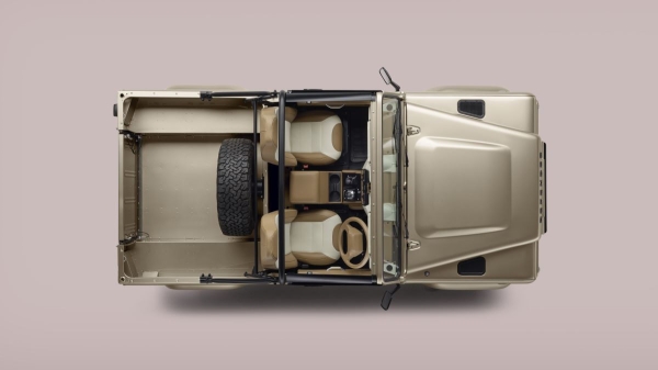 Классический Defender 90: вторая жизнь с V8 и открытым верхом
