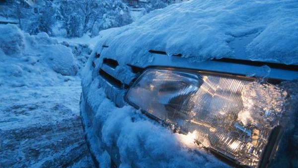 Замёрзла вода в двигателе: что делать