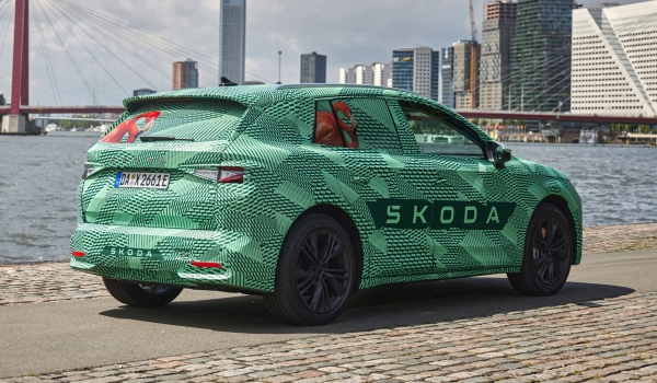 Кроссовер Skoda Elroq дебютировал в камуфляже