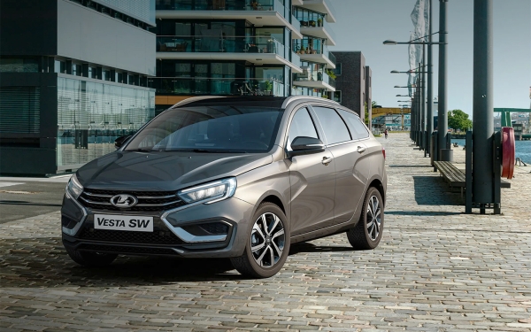 
            АвтоВАЗ начал продажи Lada Vesta SW с более мощным мотором. 4 факта
        