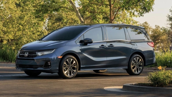 Американский минивэн Honda Odyssey обновлен во второй раз