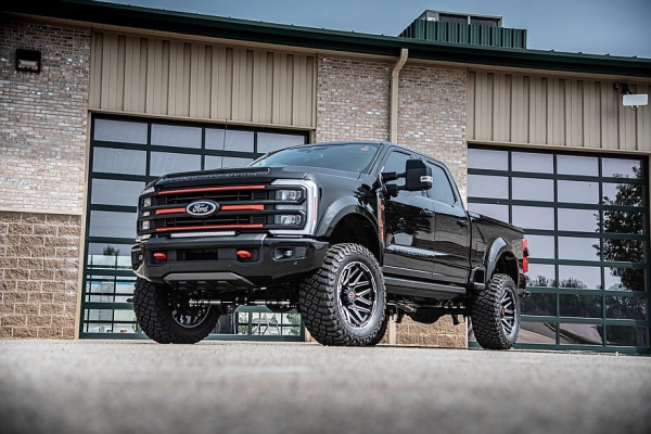 Для тех, кто любит потяжелее: новый пикап Harley-Davidson на базе Ford F-250 Super Duty