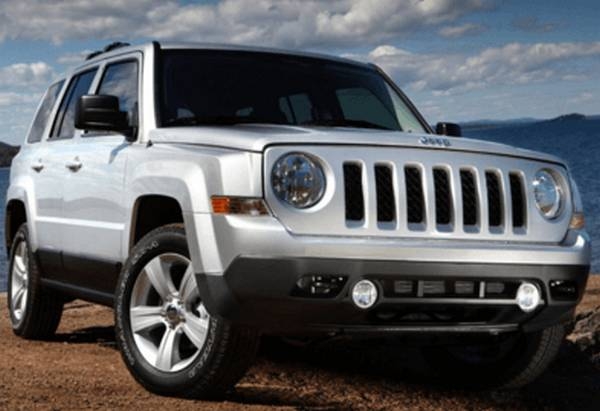 Американский компактный внедорожник Jeep Liberty