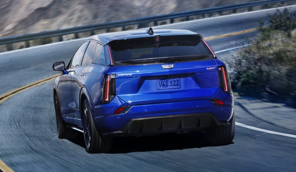 Представлен быстрый кроссовер Cadillac Optiq-V