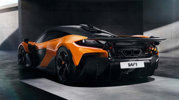 Гиперкар McLaren W1 стал наследником моделей F1 и P1