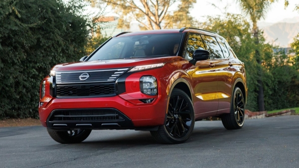 Представлен гибридный Nissan Rogue с возможностью подзарядки Представлен гибридный Nissan Rogue с возможностью подзарядки