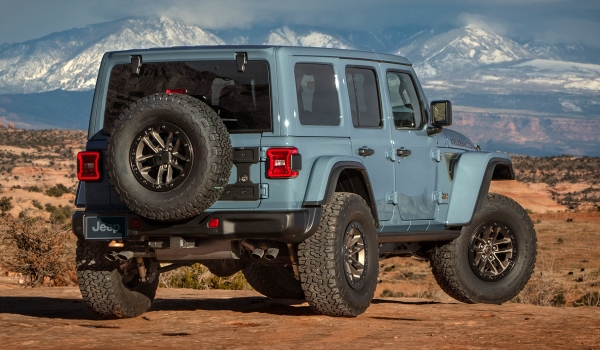 Jeep Wrangler с двигателем Hemi V8 возвращается в строй