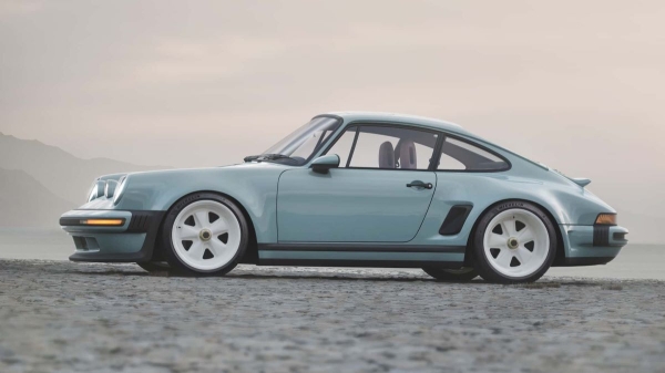 Фирма Singer переосмыслила Porsche 911 Carrera из восьмидесятых