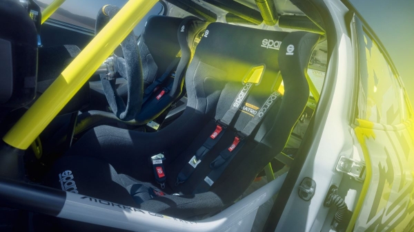 Opel Mokka GSE Rally: гоночный кроссовер на батарейках