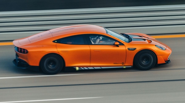Электромобиль AMG GT XX стал марафонцем-рекордсменом
