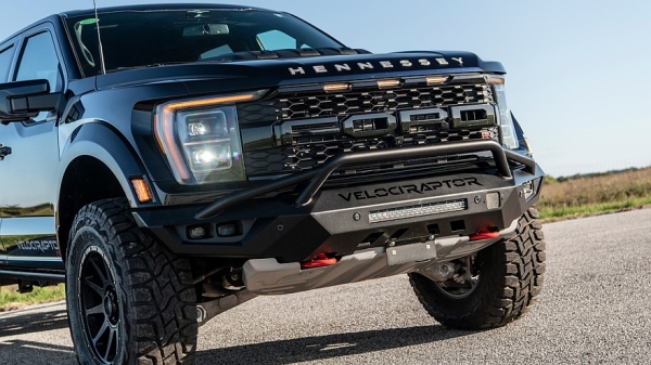 Просто добавь колёс: Hennessey запустила в производство новый VelociRaptoR 6X6