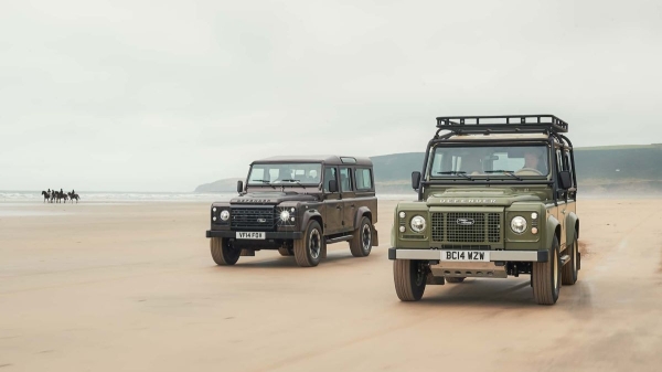 Классический Land Rover Defender: новая жизнь с двигателем V8