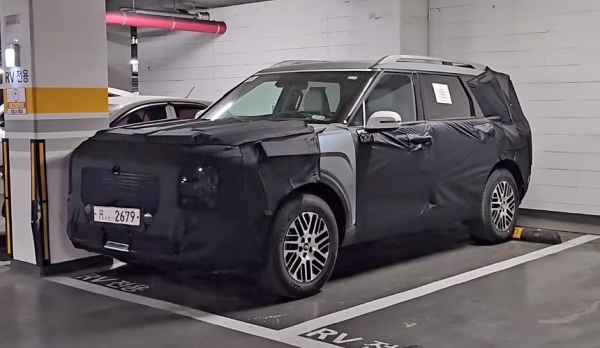 Кроссовер Hyundai Palisade второго поколения попался в Корее