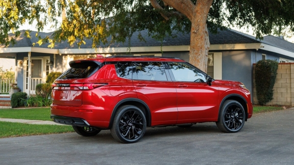 Представлен гибридный Nissan Rogue с возможностью подзарядки Представлен гибридный Nissan Rogue с возможностью подзарядки